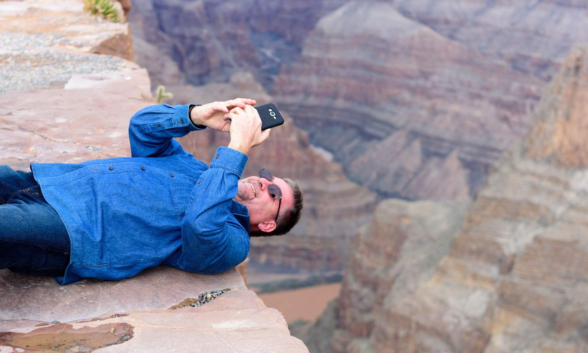 1720647744_312_11-les-selfies-les-plus-effrayants-ou-les-plus-dangereux-du-monde