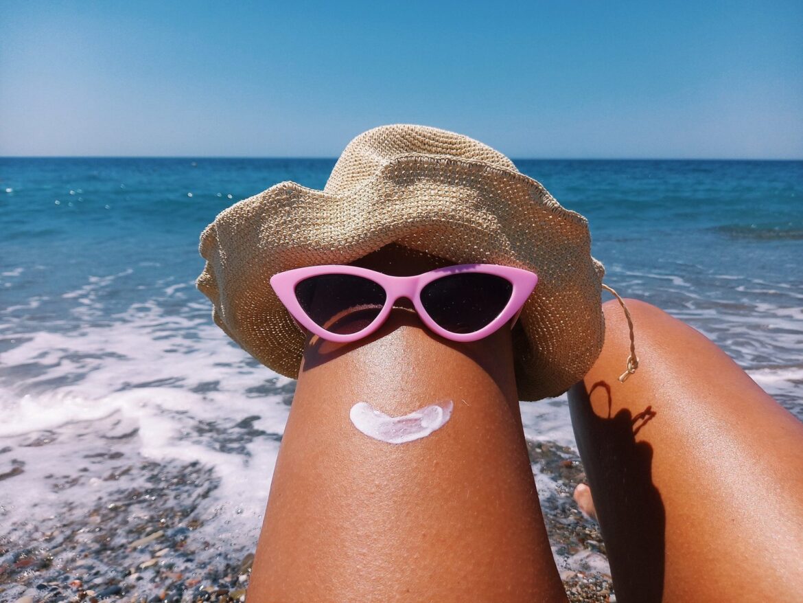 Une crème hydratante quotidienne avec SPF 15 est-elle suffisante pour le soleil ?